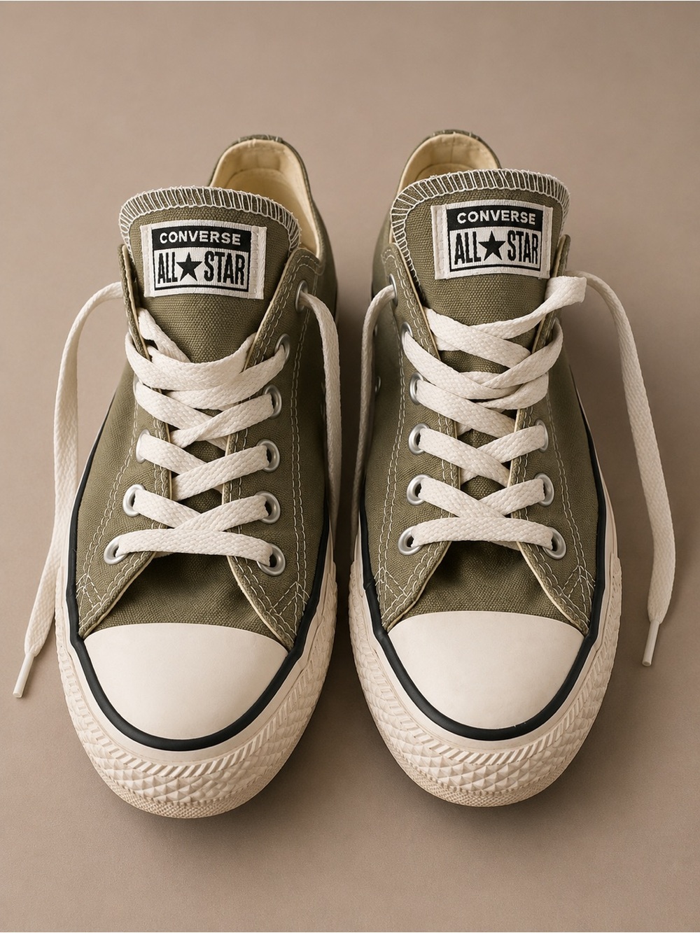 Converse Chuck Taylor All-Star, Low Top Sneakers - Picture 3 of 7
